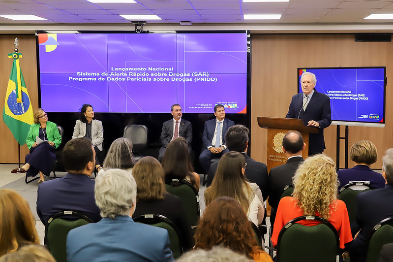 Lewandowski discute defesa das liberdades fundamentais e da ordem pública