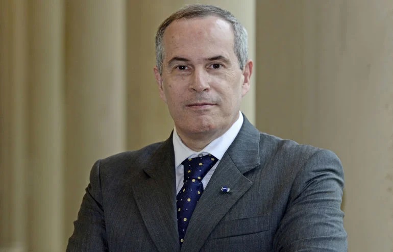 Décio Oddone deixa comando da Brava