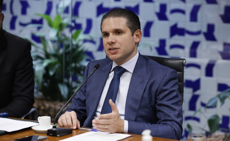 Motta destaca papel da Câmara na aprovação do ECA Digital