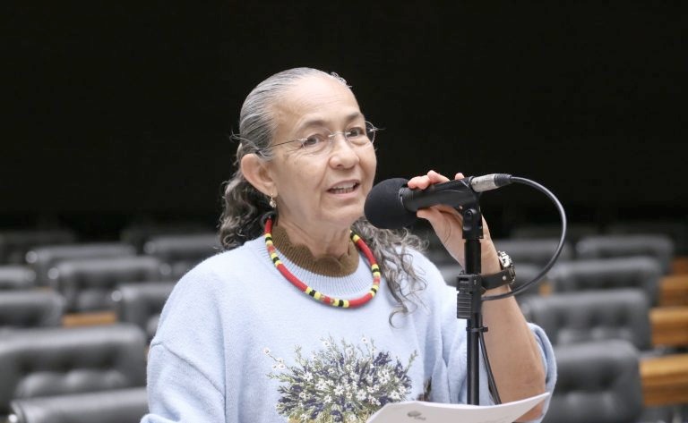 PL de Heloisa Helena proíbe transporte marítimo de animais vivos para exportação e importação