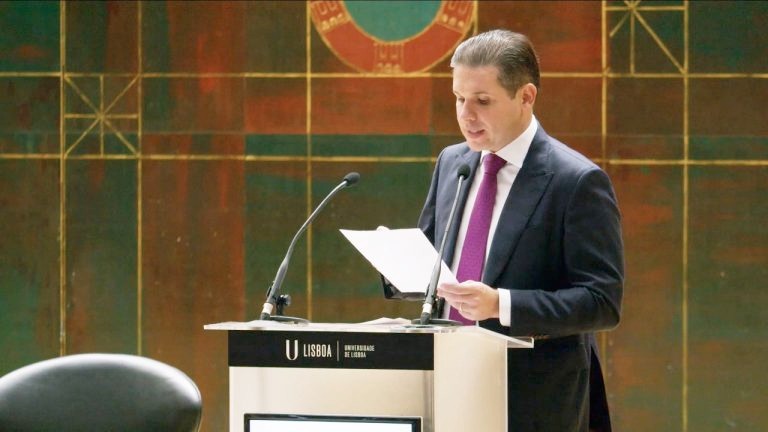 Hugo Motta defende democracia e cooperação entre países no Fórum de Lisboa