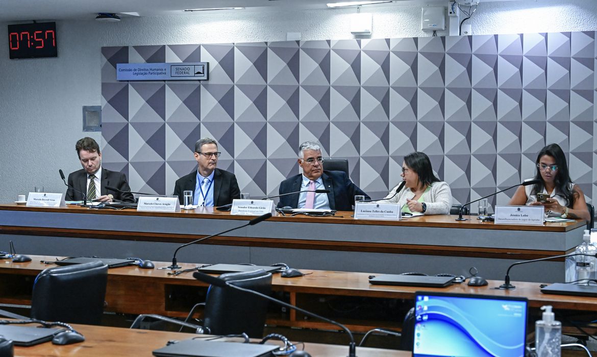 Defensores pedem regras mais rígidas para publicidade das bets 