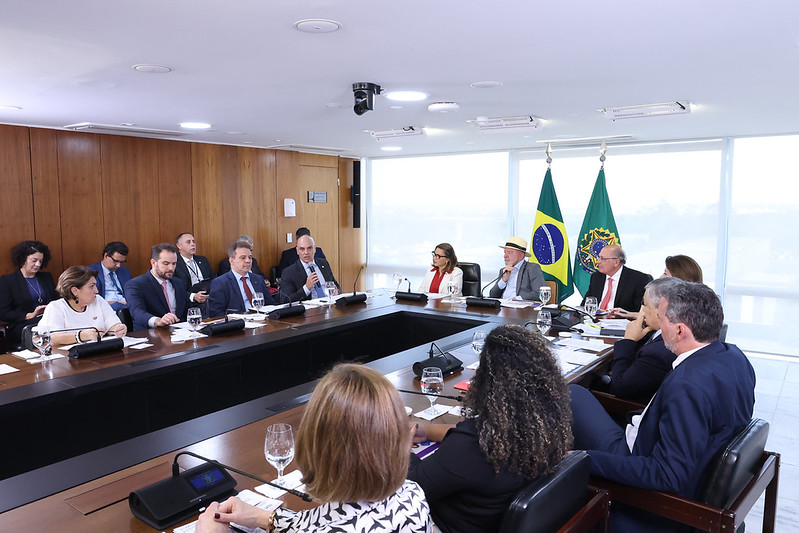 Ministro Alexandre de Moraes defende integração entre Poderes e uso de IA para prevenir feminicídios