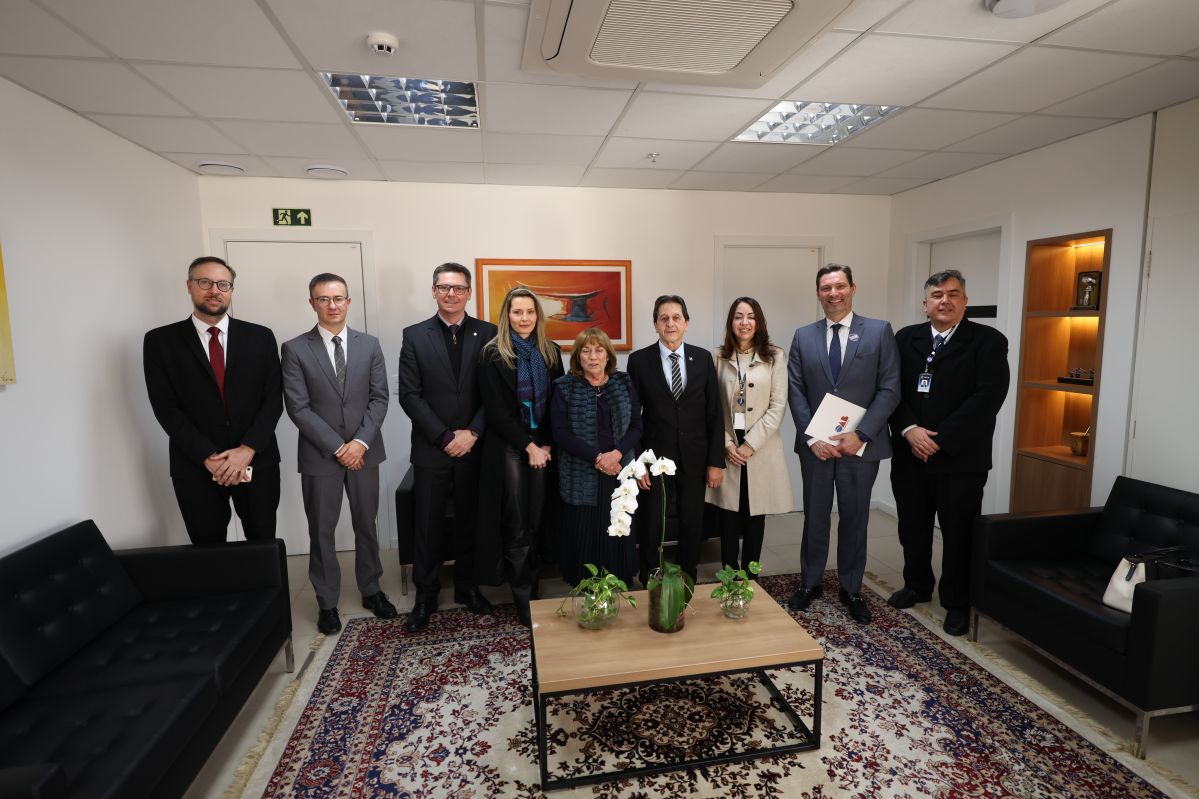 OAB/RS e TRE-RS firmam parceria para estimular voto consciente nas Eleições 2026