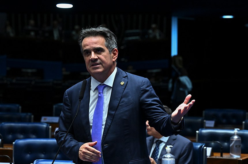 Ciro Nogueira quer política de promoção da independência financeira das mulheres