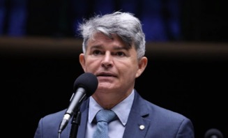 José Medeiros quer política de tolerância zero contra pichação e vandalismo urbano